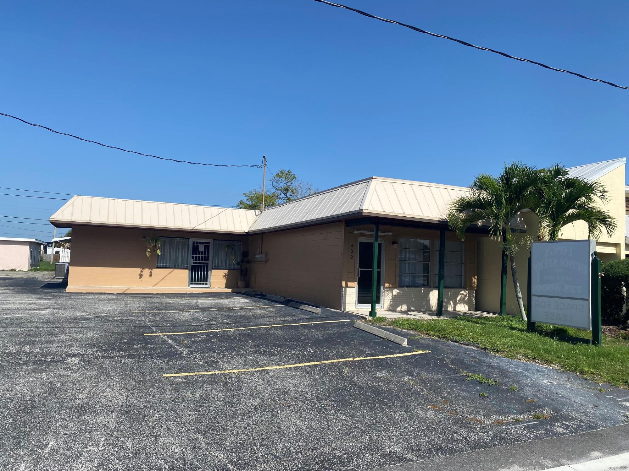 Stand-Alone Commercial/Office/Retail Building