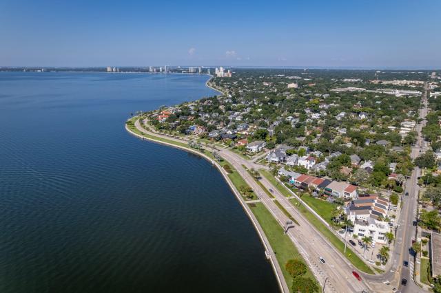 609 Azeele, Tampa, FL