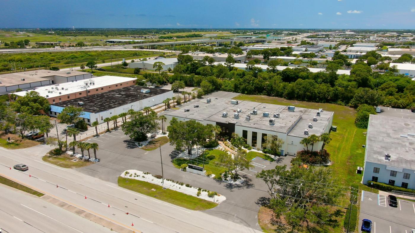 31,607 SF Flex Building in Pinellas Gateway