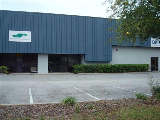 Office/Warehouse Suite 2,500 - 10,185 SF