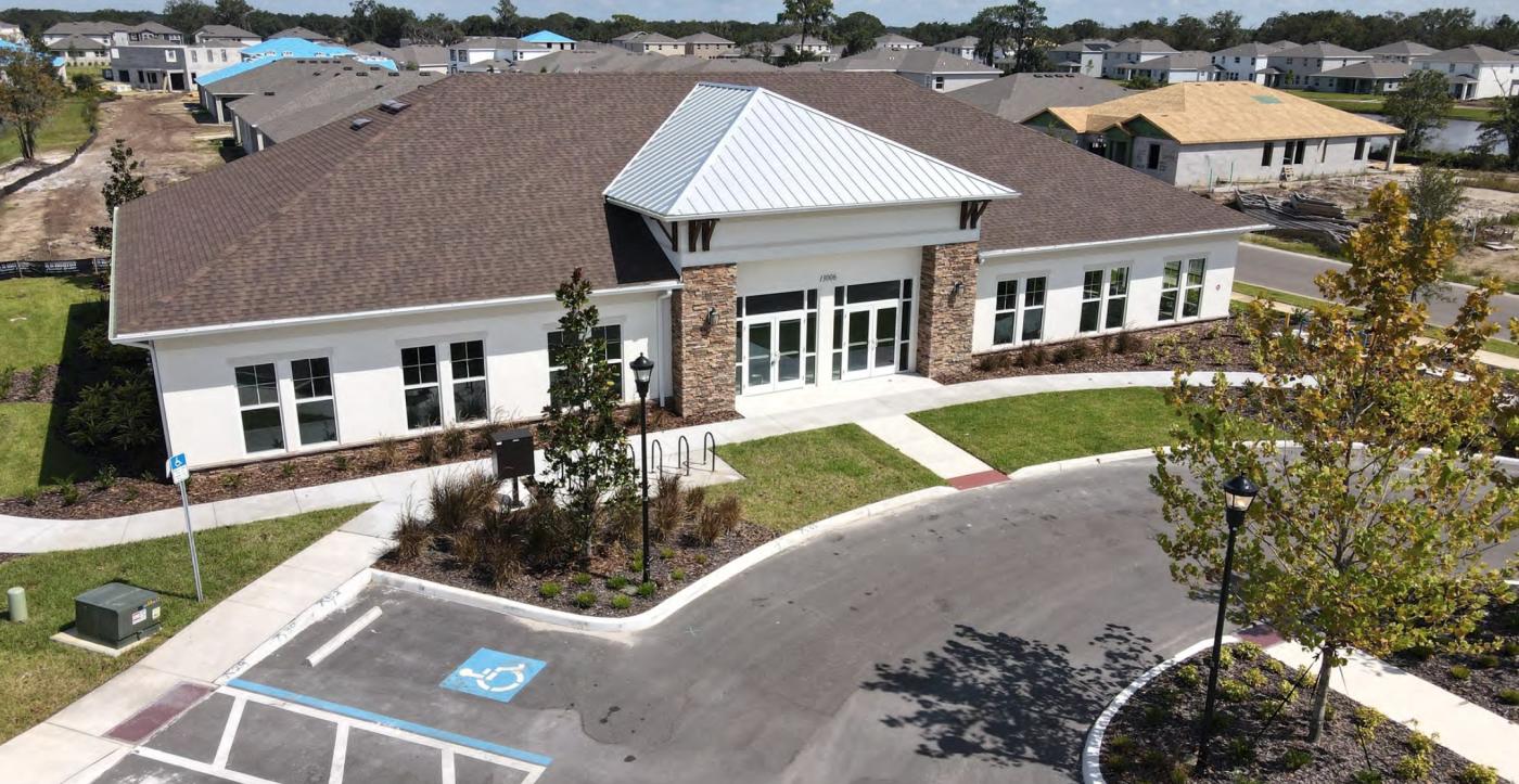 6,042 SF Comm Blding In Residential Community