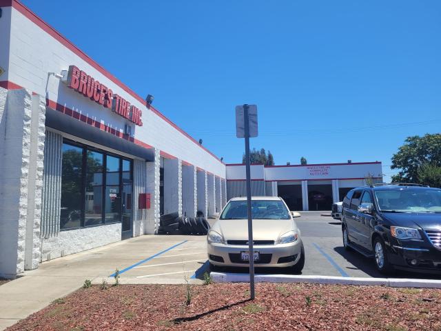 Net Leased Single Tenant | Bruce's Tires