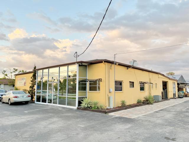 Turn-Key Auto Repair Building | Industrial