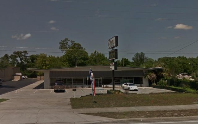 10,000' Free Standing Retail/Showroom