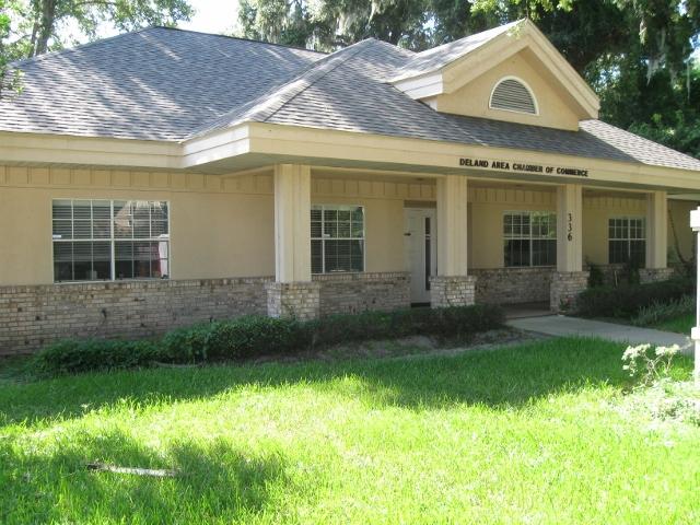 Professional Building in N Downtown Deland