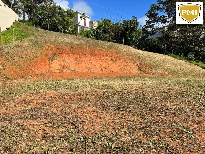 Bo. Cedro Arriba, Solar en Naranjito