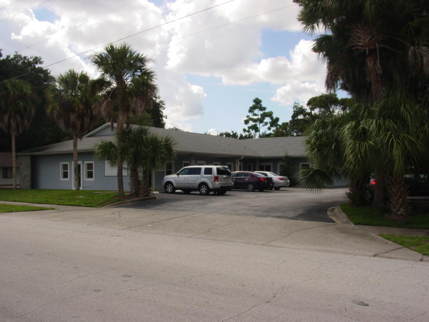 5110 SF Office Building For Sale I-4/Lee Rd.