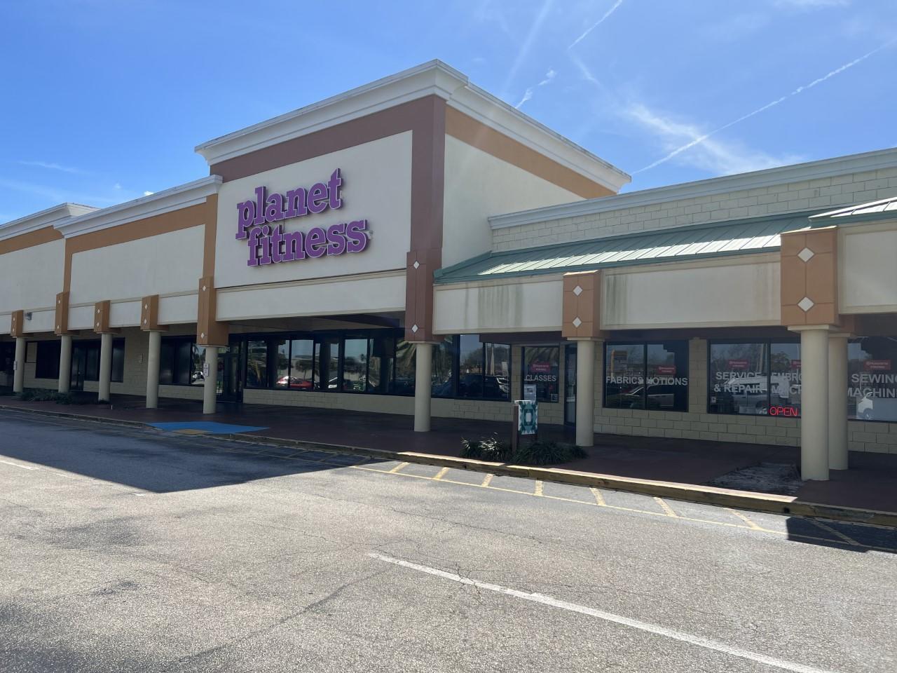 Merritt Crossings Plaza