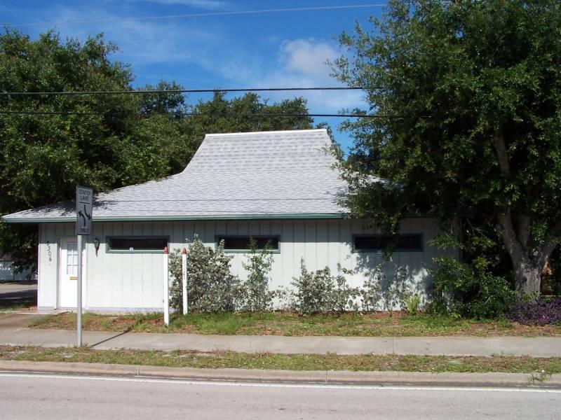 Affordable, detached office building