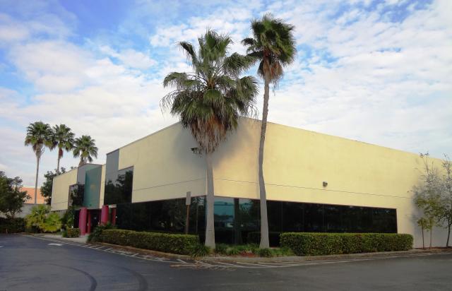 14,866 SF Industrial Building For Sale