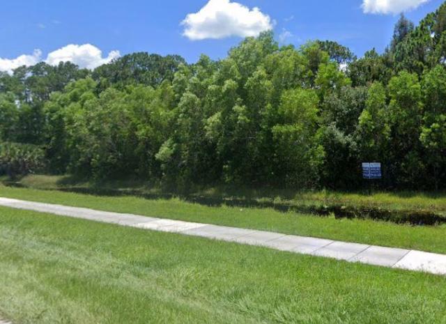 600ft of Frontage on US 41