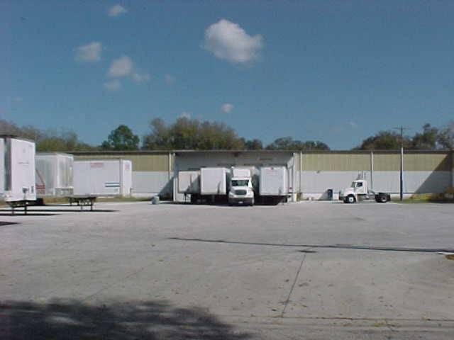 Distribution & Manufacturing Facility