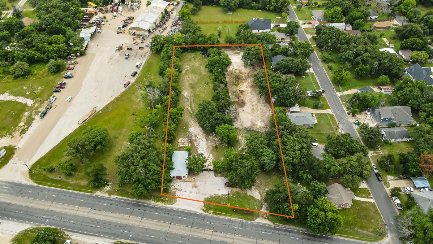 2101 W SH-21, Bryan, TX 77803
