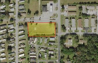 1 Acres - A lot of Potential!