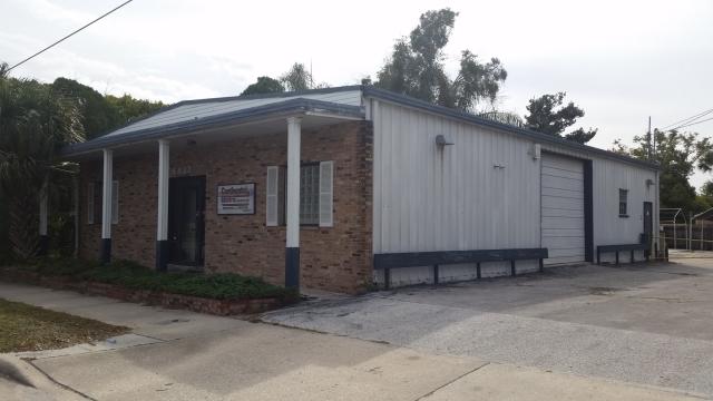 Edgewater Drive- 2400 SF- Great Visibility