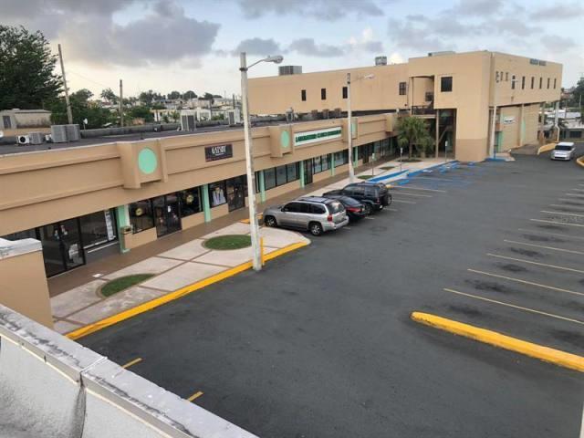 Forest Hills Plaza Shopping Center