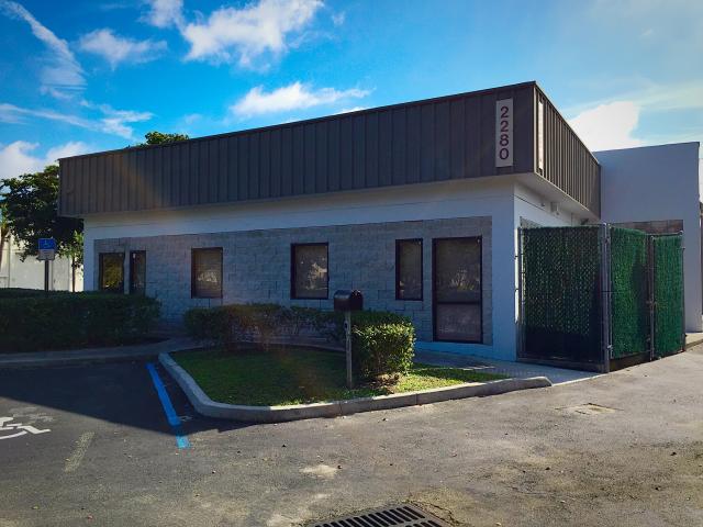2280 NW 33rd Court