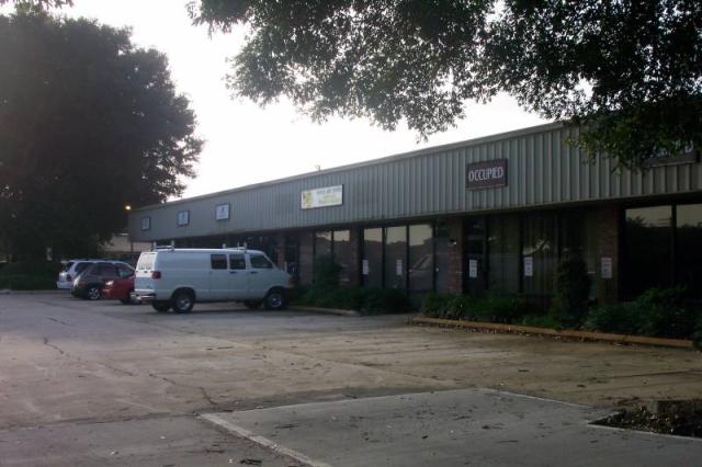 Centre Pointe Commerce Park