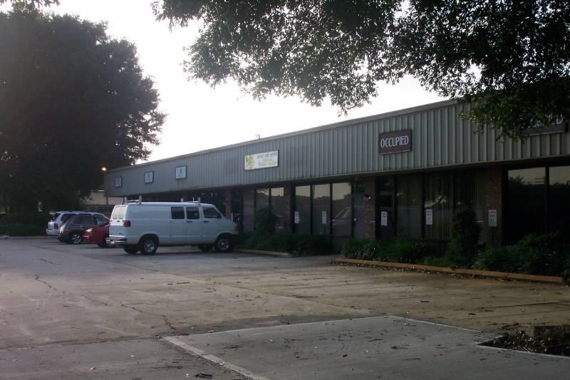 Centre Pointe Commerce Park