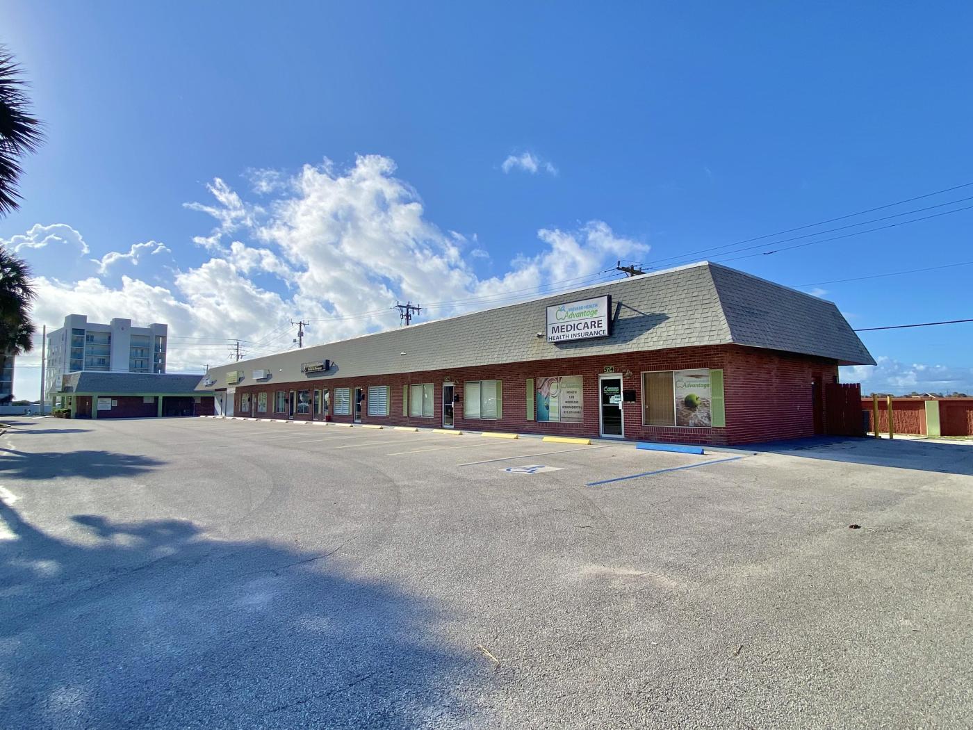 930 sf | Beachside | Office | Retail | Corner