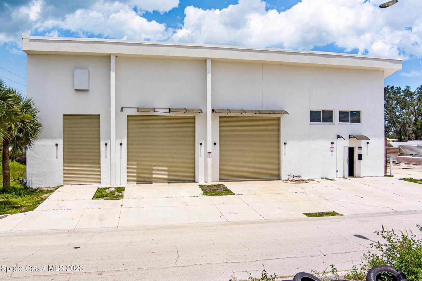 3,480 sf | Poured Concrete | INDUSTRIAL
