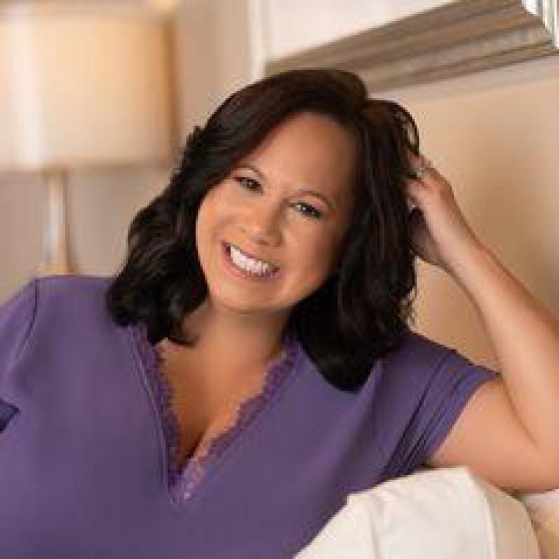 Tracie Stella