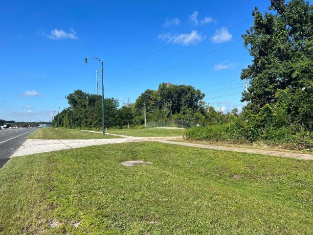 10 AC REDUCED on Griffin Lake & US 441