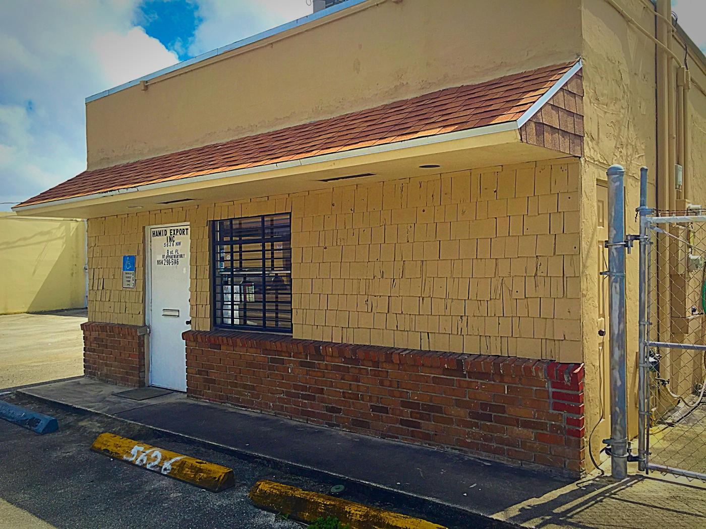 5626 NW 8th Ave