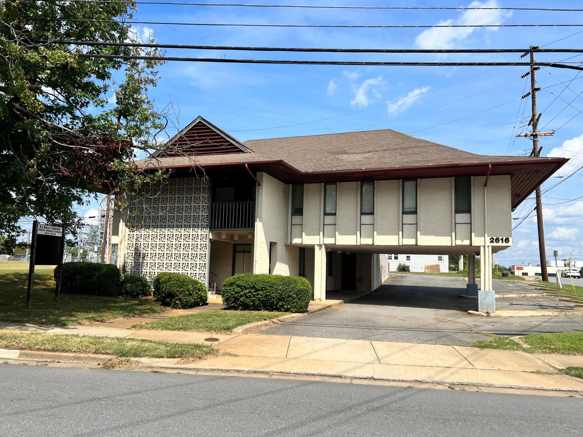 Office Building with Additional Lot