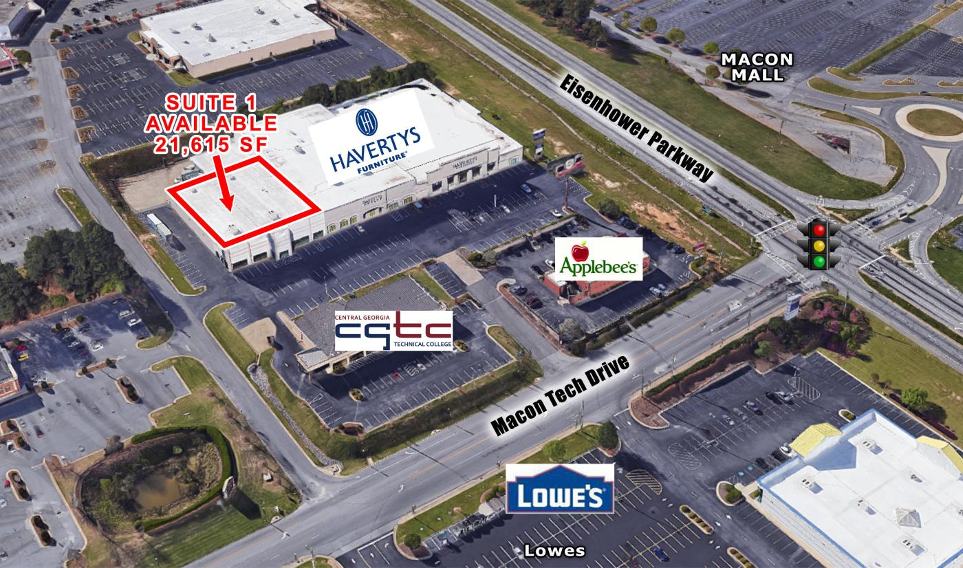 FOR LEASE : One Retail Space Available