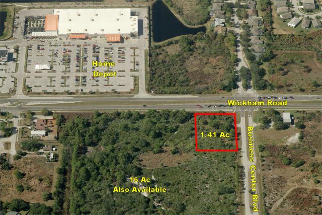 Commercial Frontage/Busy Signalized Corner!