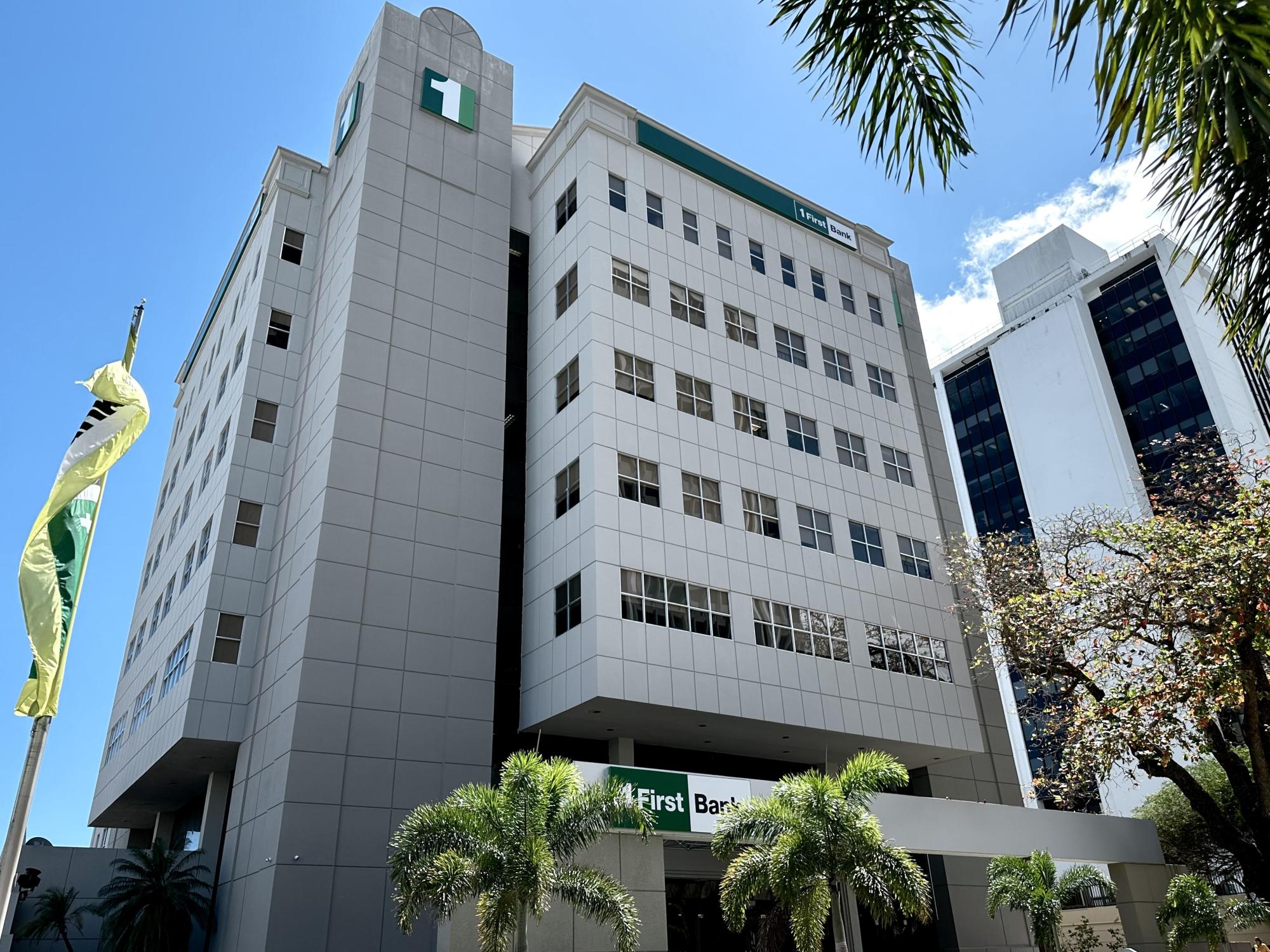 207 Ponce de Leon