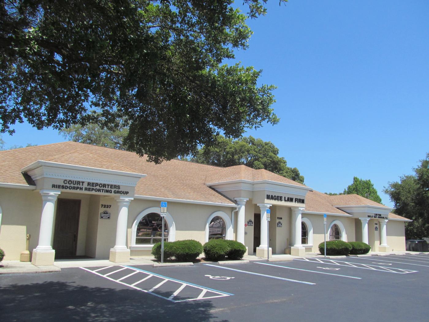 PRICE REDUCED! Free-Standing Prof Office Bldg