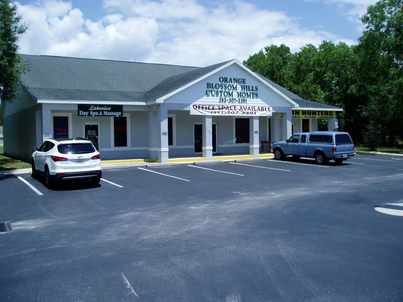 Three Unit Commercial/Office Building