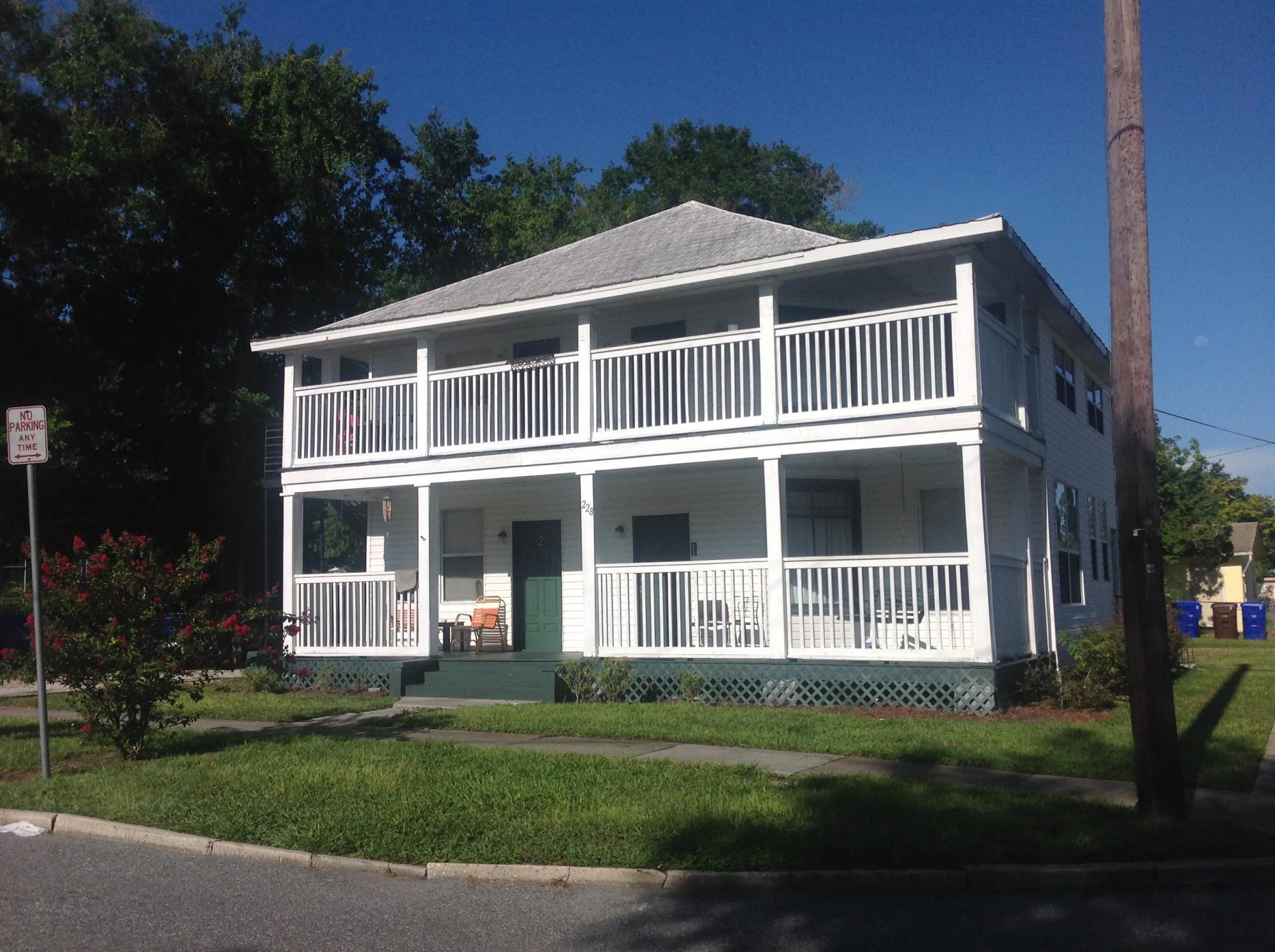 6 unit Apartment Complex - Kissimmee