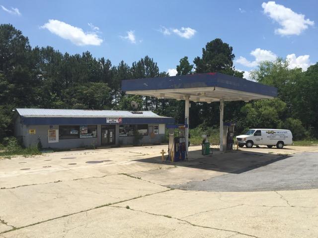 FORECLOSURE AUCTION - C-Store, Laurel Hill