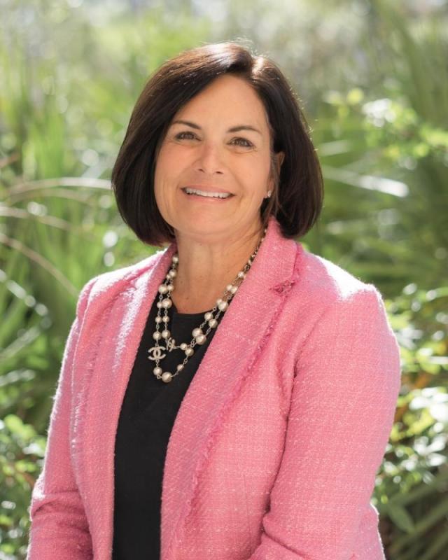 Cindy Schooler, CCIM