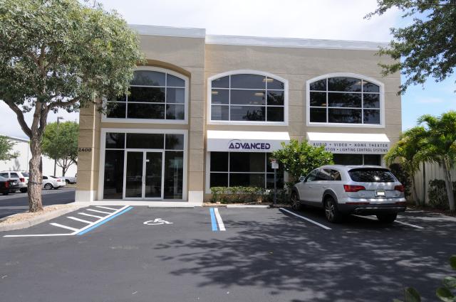 Free Standing Office/Warehouse