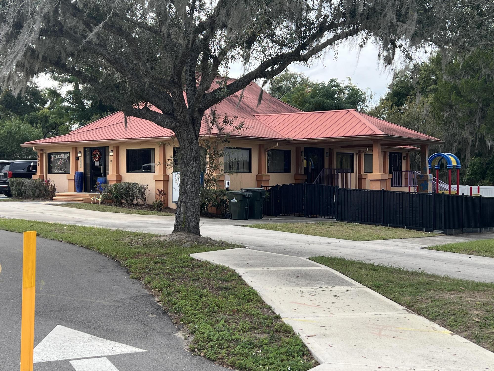 2,384 ± SF Office/Retail Building Clermont