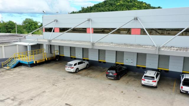 Warehouse in Guaynabo