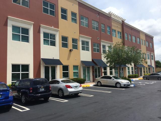 Hialeah Lakes Office Park Condo