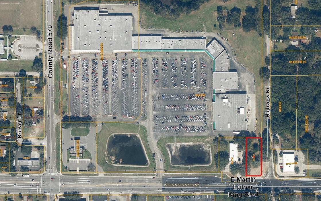 Walmart and Publix Shadow Parcel