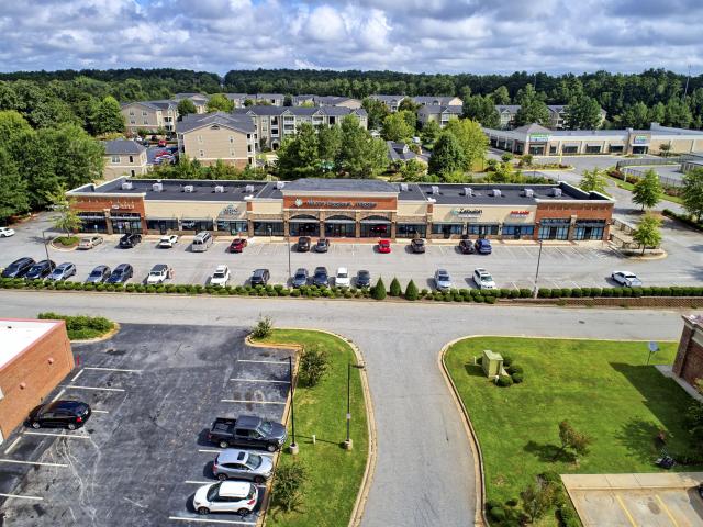 Shoppes at Ansley Village