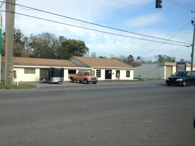 4,140 SF Showroom/Retail/Office