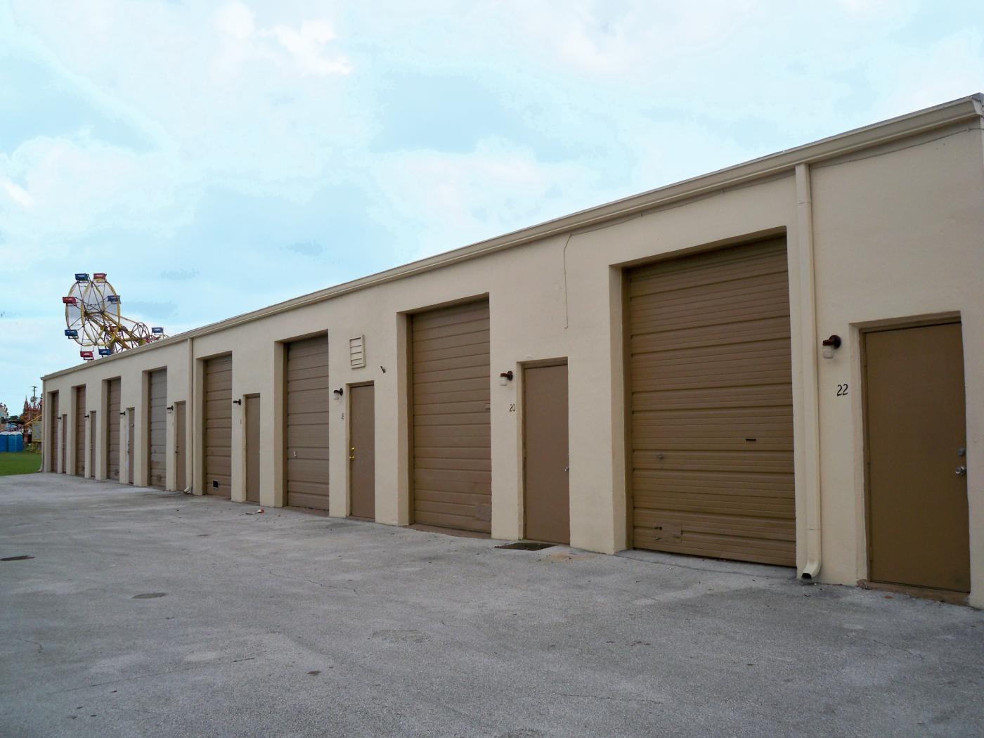 For Sale: Small Bay Warehouse - Margate, FL