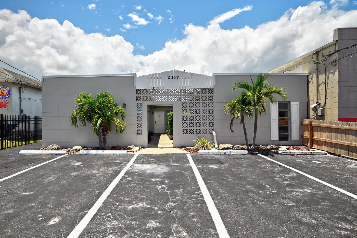 2317 N. Cocoa Blvd.