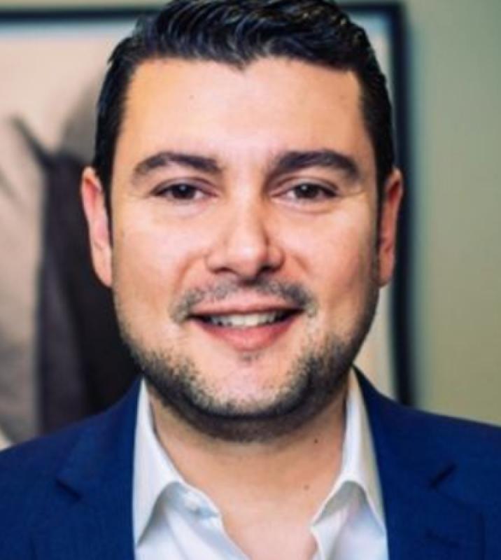 Mauricio Toro