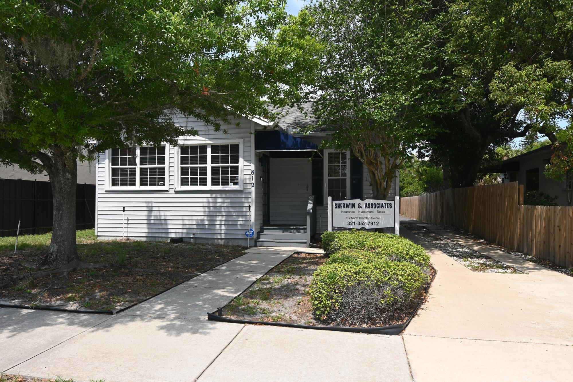 812 N Thornton Ave, Orlando, FL 32803-4003