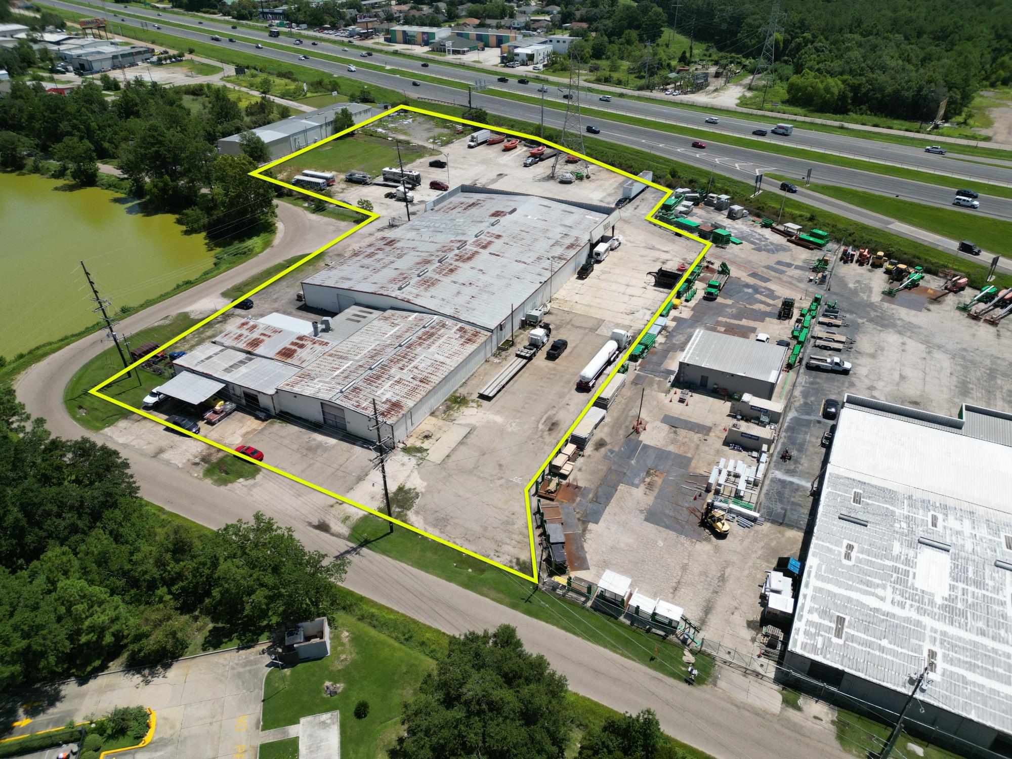 500' of Frontage on I-10