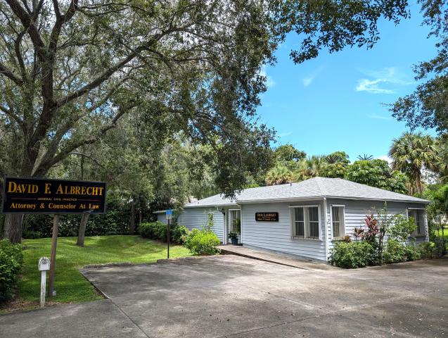 1,981 SF Office Building For Sale
